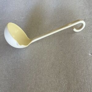 Vintage Tupperware White Ladle Spoon Hong Kong 5.5"